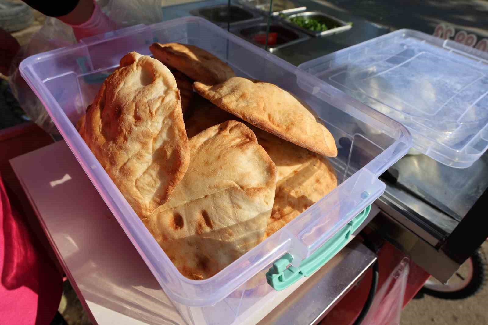 genc kadin girisimci pembe tezgahiyla sanayiye renk katti 12