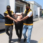 genc-kadini-evinin-onunde-bicakladi-gorunce-heyecanlandim-birden-saldirdim-pismanim-d4Yl5N3F.jpg