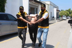 genc-kadini-evinin-onunde-bicakladi-gorunce-heyecanlandim-birden-saldirdim-pismanim-d4Yl5N3F.jpg