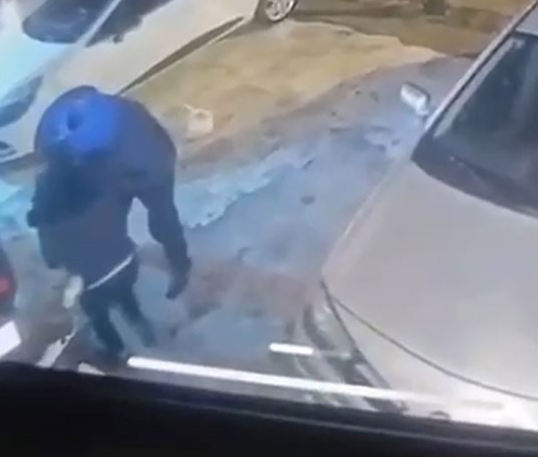 genc kadinin defalarca bicaklanarak olduruldugu ortaya cikti 1 UKItcSED