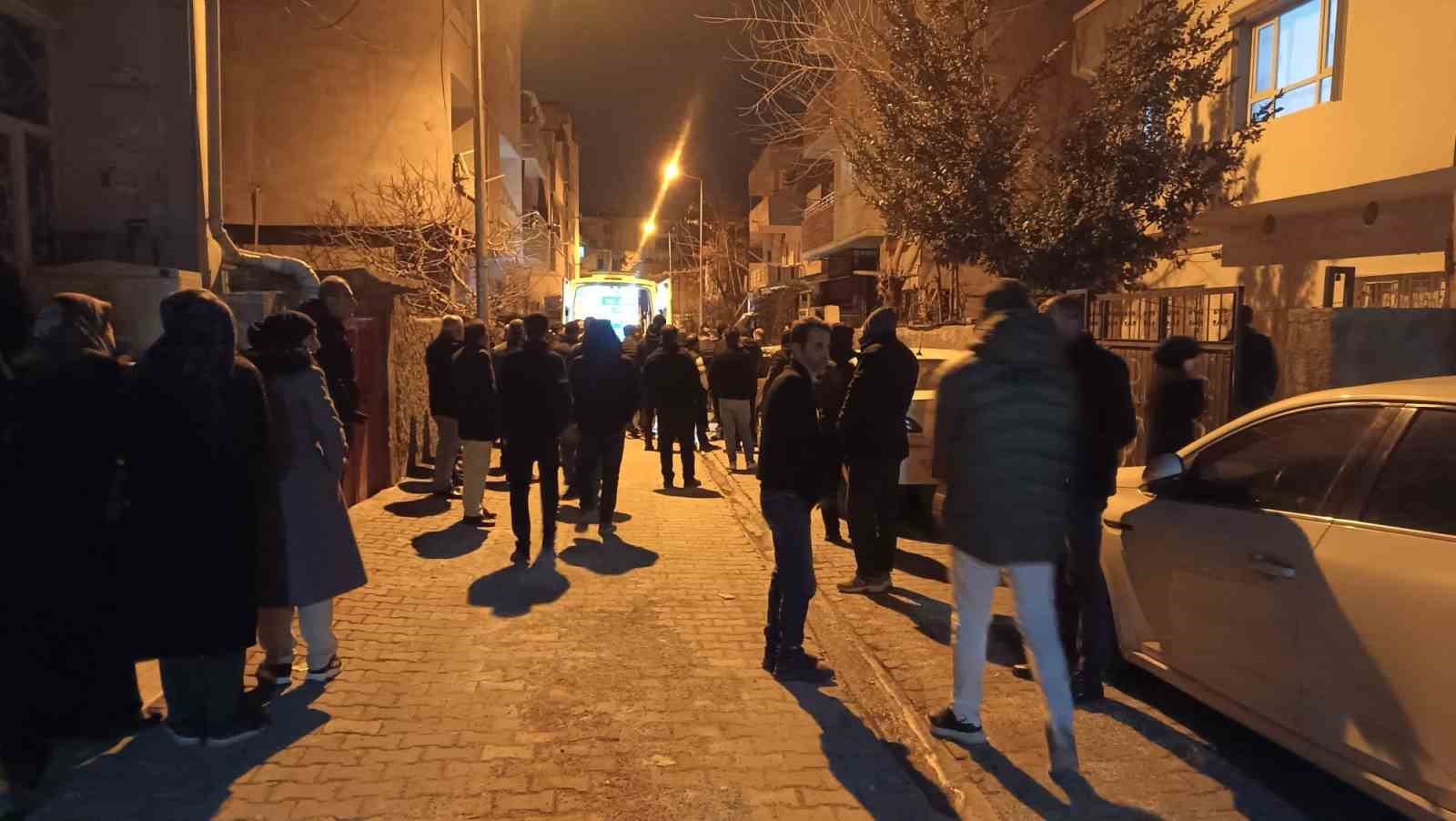 genc kiz sahurda tartistigi babasini vurarak oldurdu 1 Wcalv8P7