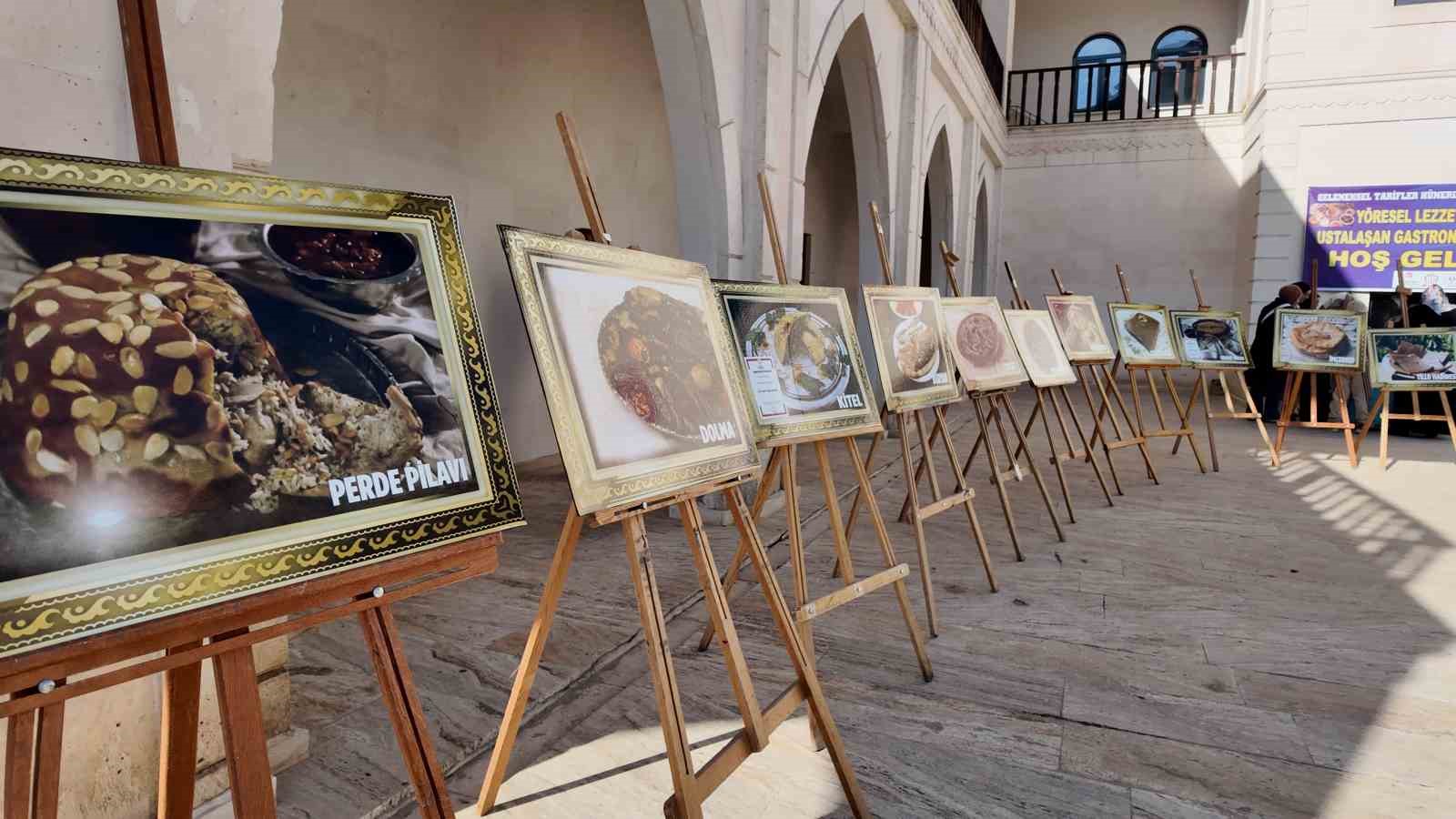 Genç kursiyerler yöresel yemeklerle hünerlerini sergiledi 13 genc kursiyerler yoresel yemeklerle hunerlerini sergiledi 9