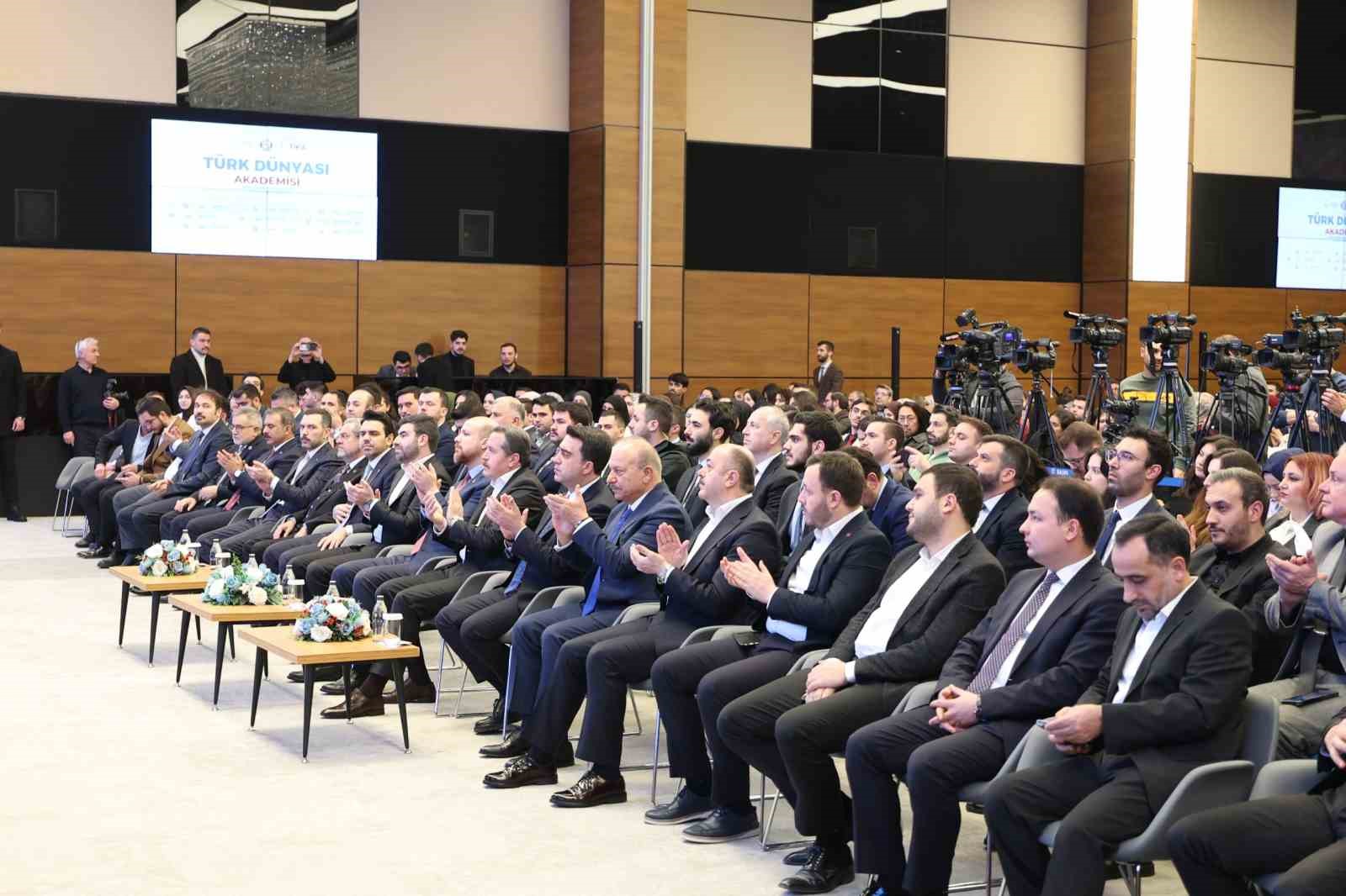 genc memur sen tarafindan turk dunyasi akademisi odul toreni gerceklestirildi 4 ByGKXTYF