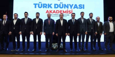 genc-memur-sen-tarafindan-turk-dunyasi-akademisi-odul-toreni-gerceklestirildi-vIZj73s4.jpg