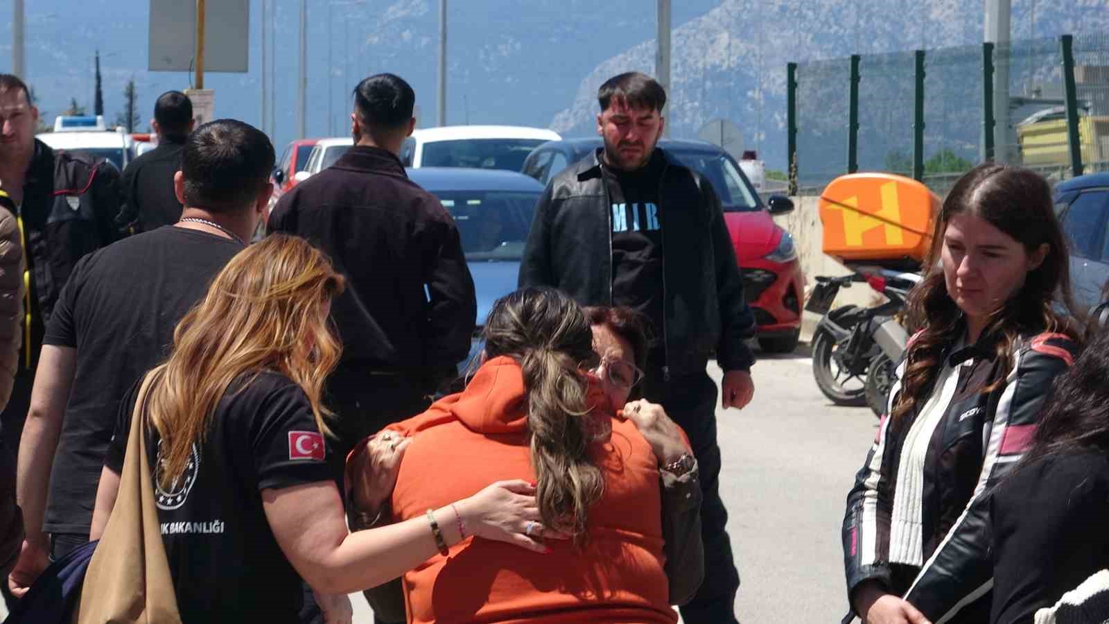 genc motokurye gecirdigi kazada hayatini kaybetti 3 dLaVRqSz