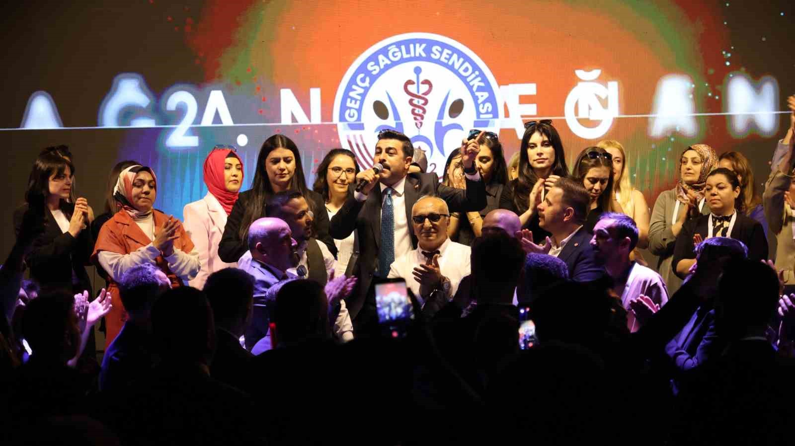 Genç Sağlık Sendikası’nda Osman Kaya güven tazeledi 4 genc saglik sendikasinda osman kaya guven tazeledi 0 gUzr6ch2