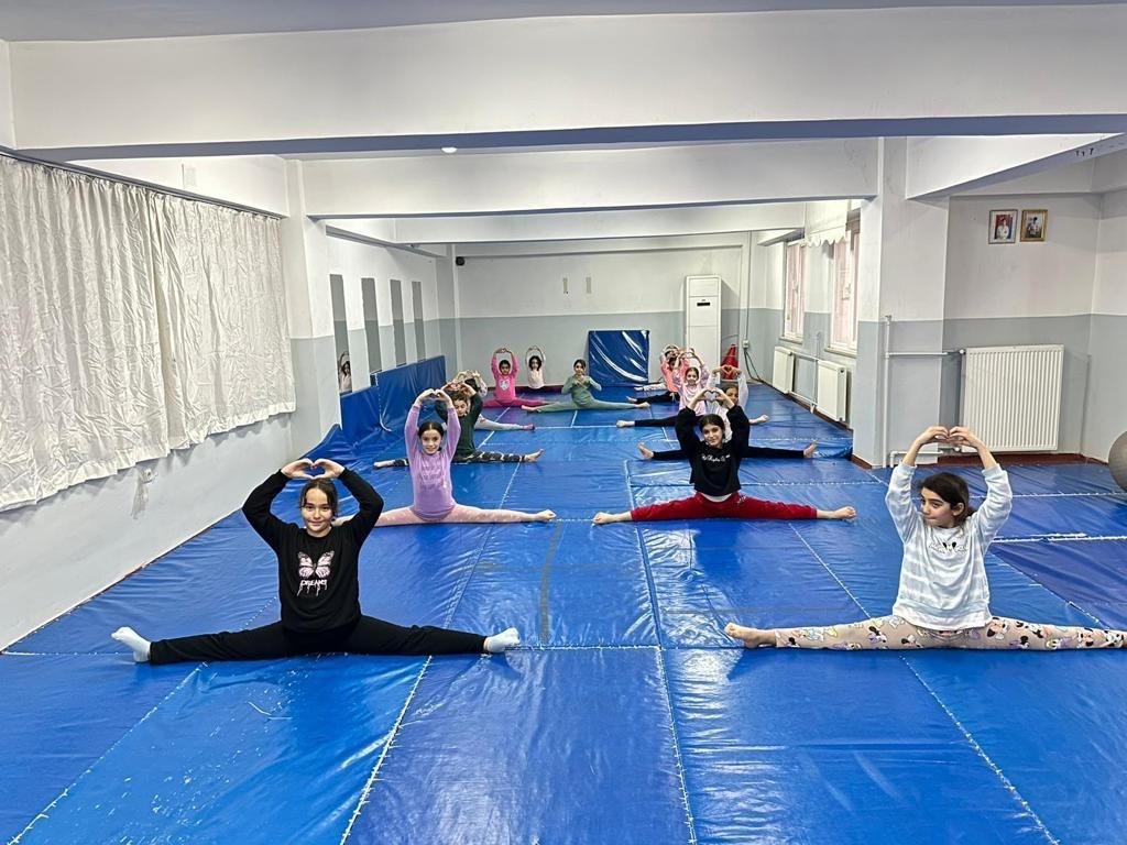 Gençler, Gençlik ve Spor Bakanlığı kurslarından hayata hazırlanıyor 9 gencler genclik ve spor bakanligi kurslarindan hayata hazirlaniyor 5 y5KTsbMV