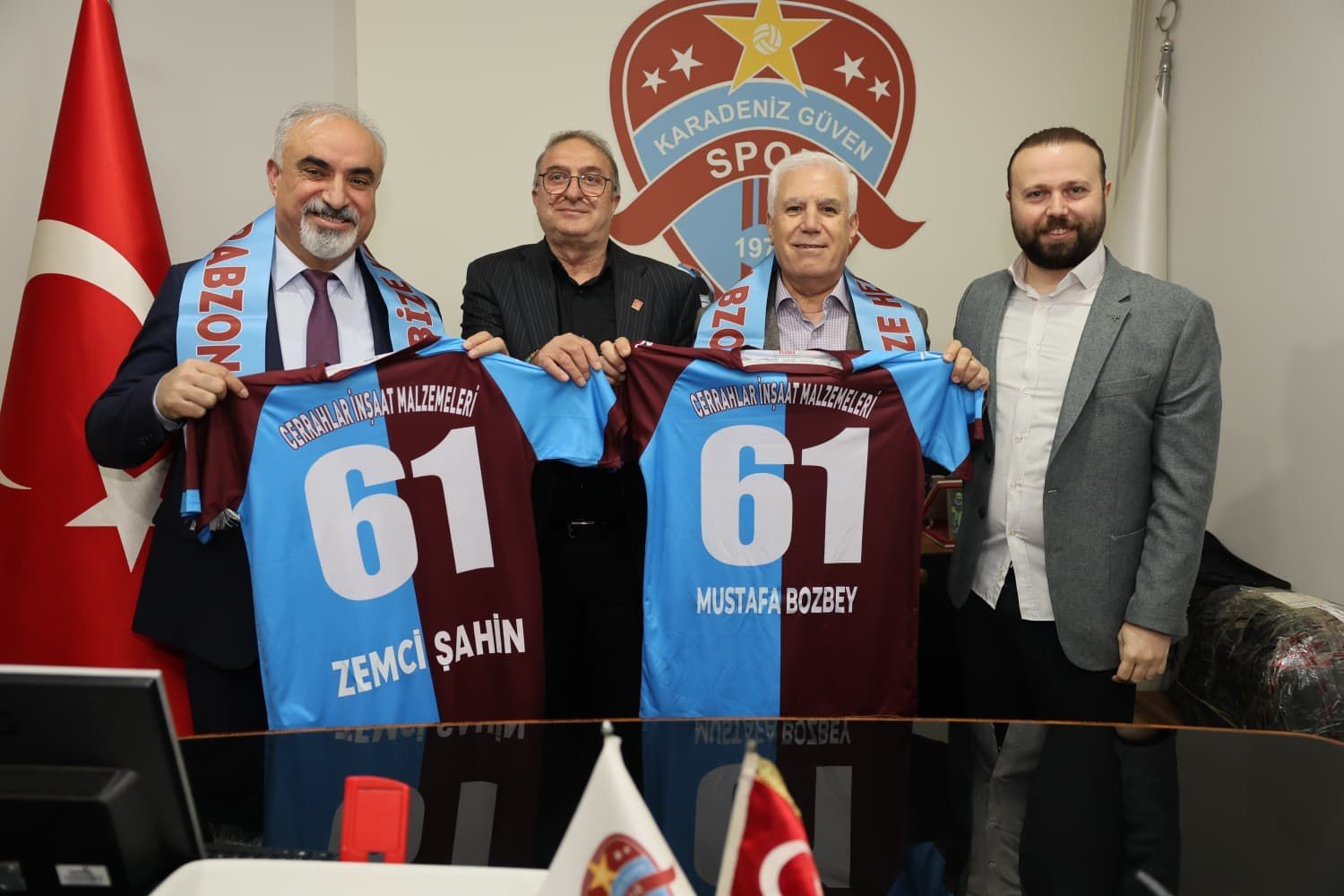 gencler istedi baskan bozbey yeniliyor 1 vyZVUB5H