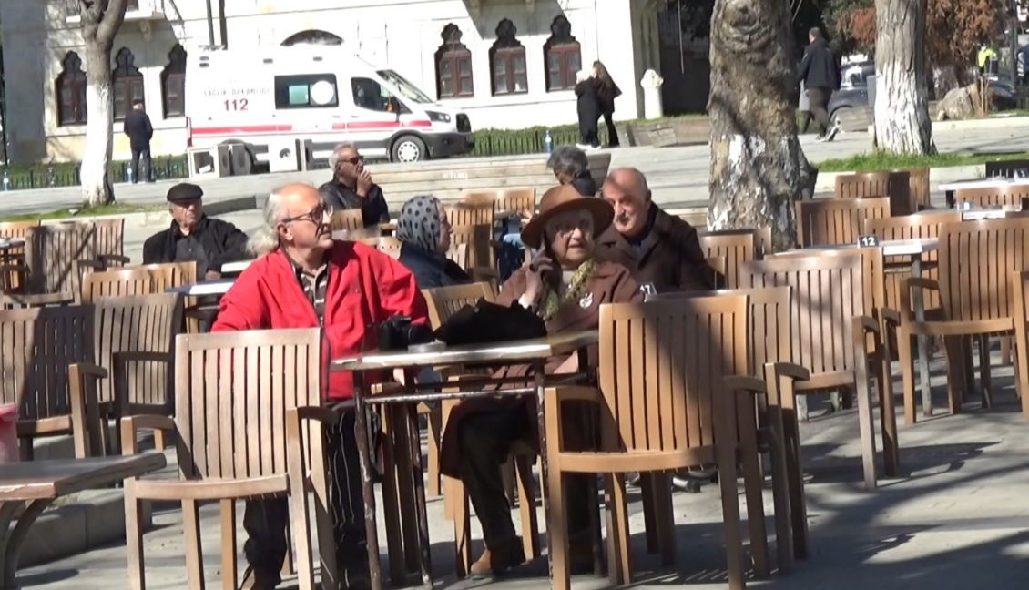 gencler kaciyor emekliler yerlesiyor sinopta calisan sayisi emeklilerin gerisinde kaldi 0 tsFYUKA8