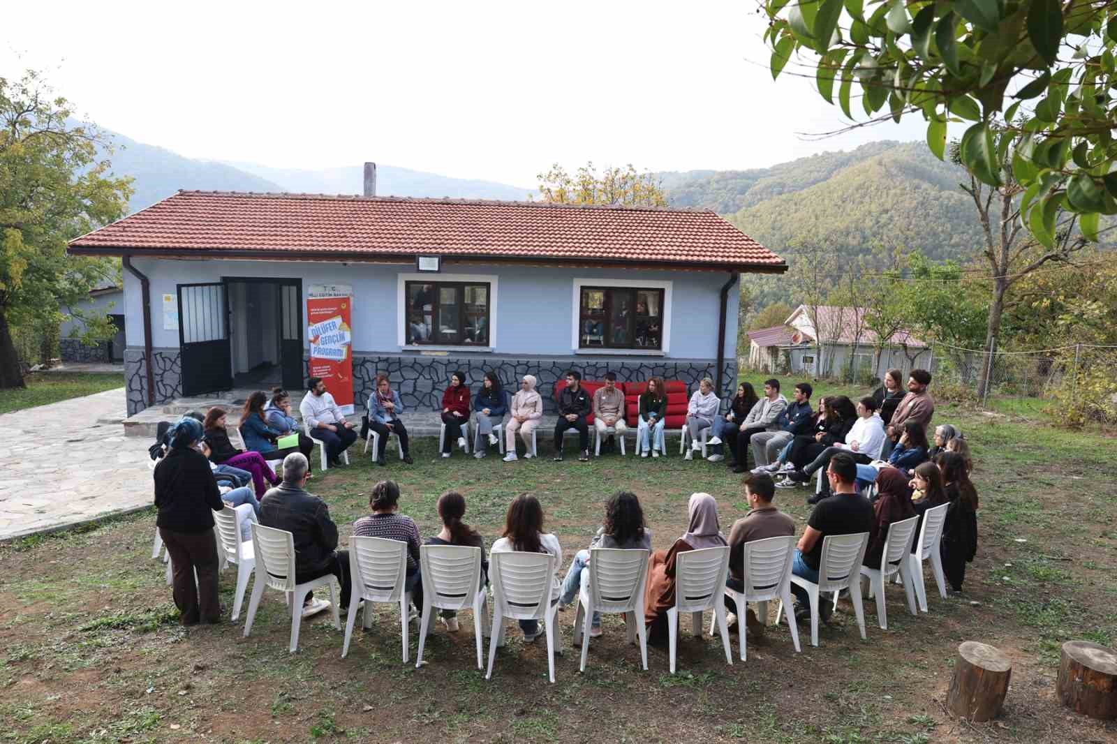 gencler niluferin ucpinar mahallesinde bir araya geldi 2 vXaFEFkk
