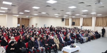 gencler-sordu-usta-gazeteciler-ve-baskan-dursun-yanitladi-XwYvZgLF.jpg