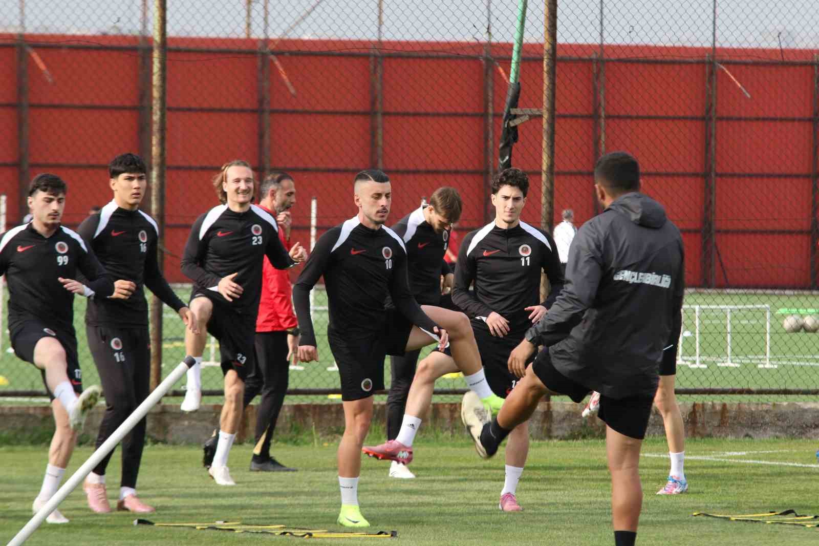 genclerbirligi galatasaray macinin hazirliklarini surdurdu 22 yCOiurET