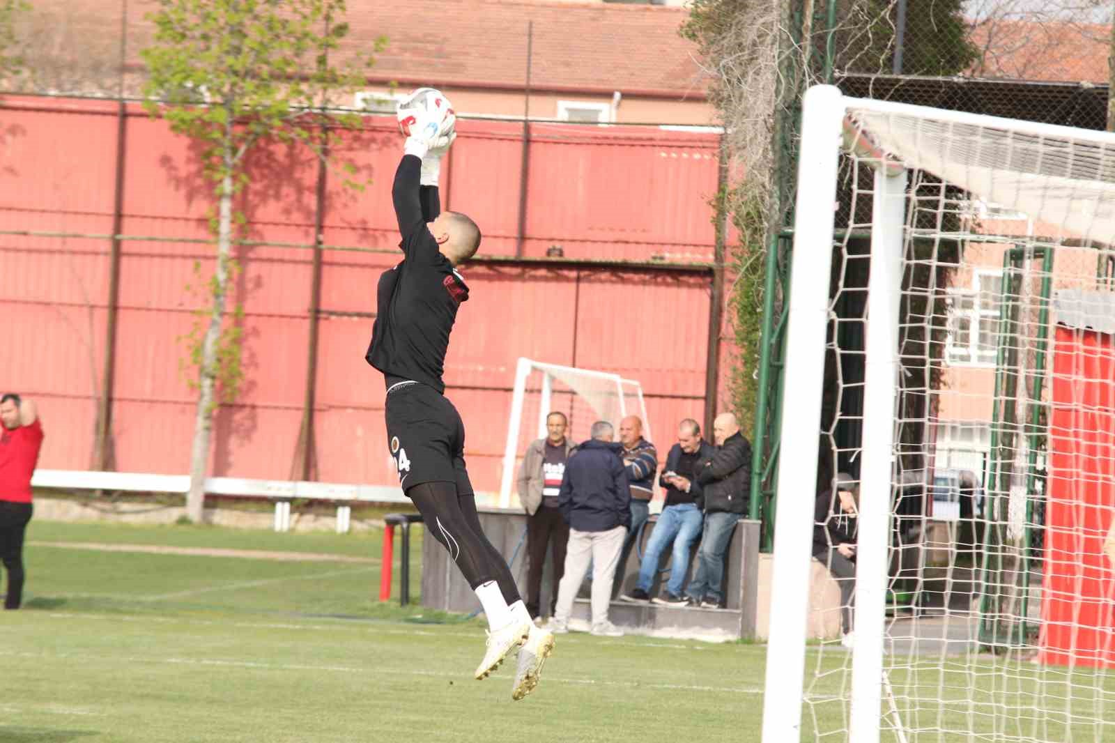 genclerbirligi galatasaray macinin hazirliklarini surdurdu 29 T2CfpGLM