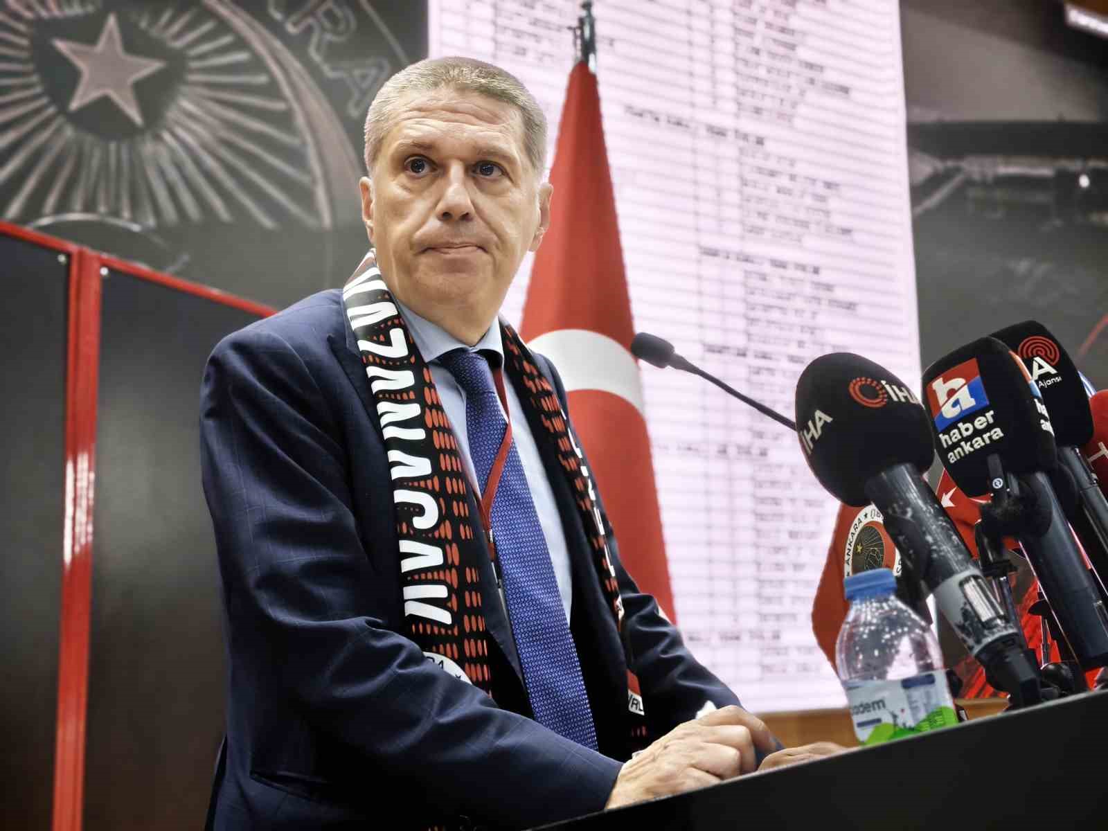 Gençlerbirliği’nde Arda Çakmak yeniden başkan seçildi 5 genclerbirliginde arda cakmak yeniden baskan secildi 1 GYXmMVWF