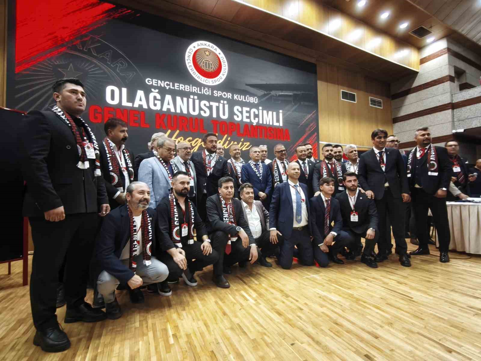 Gençlerbirliği’nde Arda Çakmak yeniden başkan seçildi 7 genclerbirliginde arda cakmak yeniden baskan secildi 3 RkykGImE