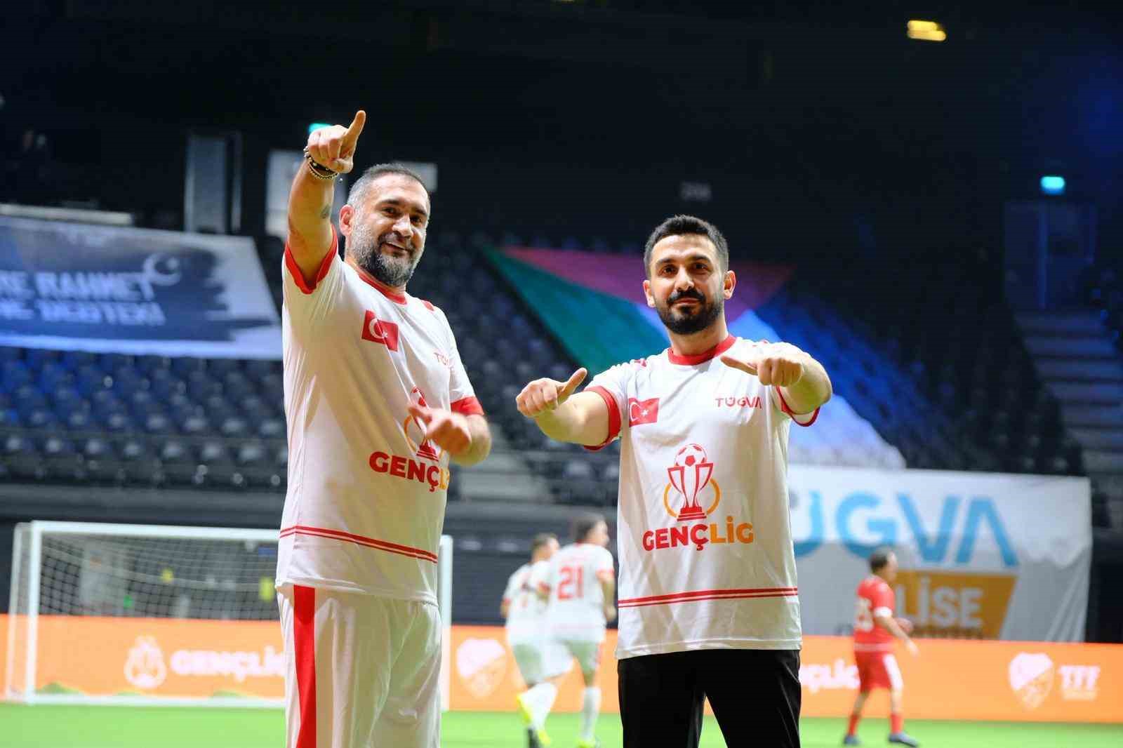 genclig 2026 lansmaninda unlu isimlerin katilimiyla gosteri maci duzenlendi 6 P2mZSHJv