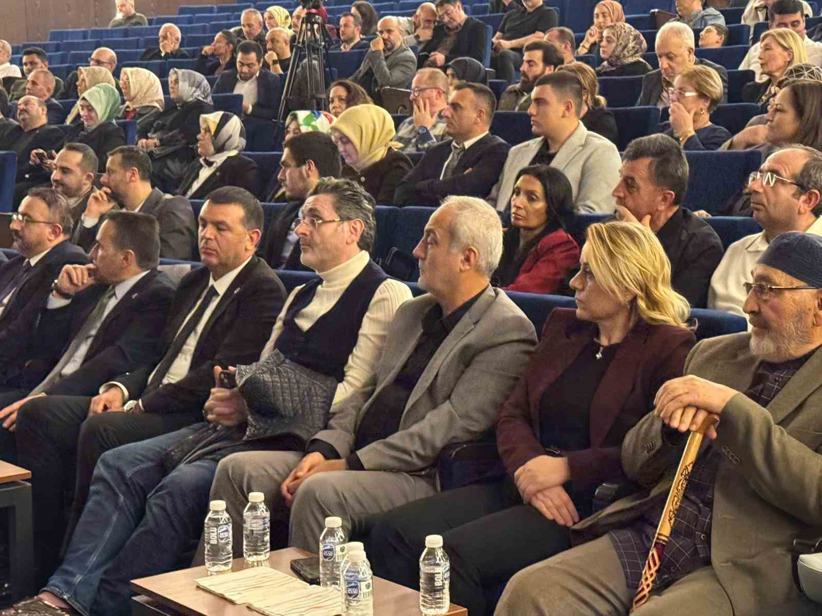 Gençliğe yatırım ödülle taçlandı: Arnavutköy Belediyesi’ne ’Alanında İz Bırakan’ ödülü 5 genclige yatirim odulle taclandi arnavutkoy belediyesine alaninda iz birakan odulu 1 bti1Dg1w