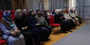 genclik-turgev-ile-gazzeyi-okuyor-RFbKJdiS.jpg