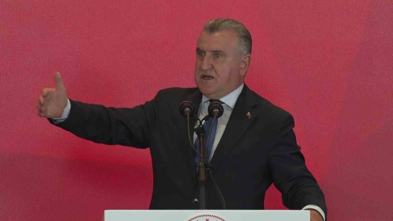 Gençlik ve Spor Bakanı Bak: "Türkiye futbolunun, Türk sporunun güçlü olmasını istiyoruz" 4 genclik ve spor bakani bak turkiye futbolunun turk sporunun guclu olmasini istiyoruz 0 4C8Gtgyl