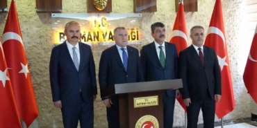 genclik-ve-spor-bakani-osman-askin-bak-batmanda-bWWHqdGP.jpg