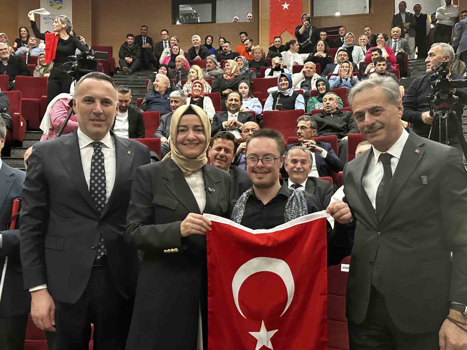 genel baskan yardimcisi kaya 85 bin engelli kardesimiz memur olarak is hayatinda 1 TMqwgBCG
