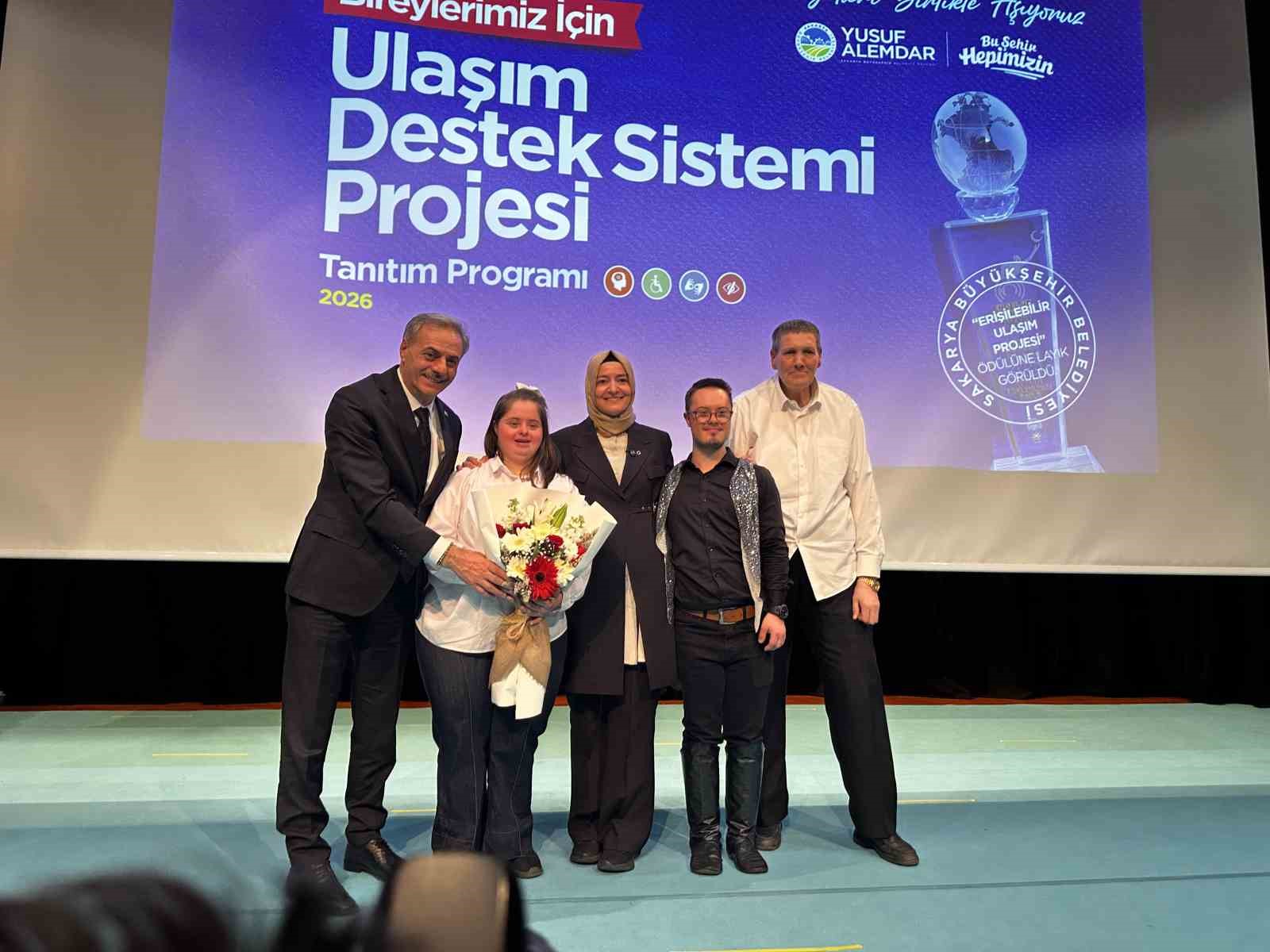 genel baskan yardimcisi kaya 85 bin engelli kardesimiz memur olarak is hayatinda 3 XsFigeCr