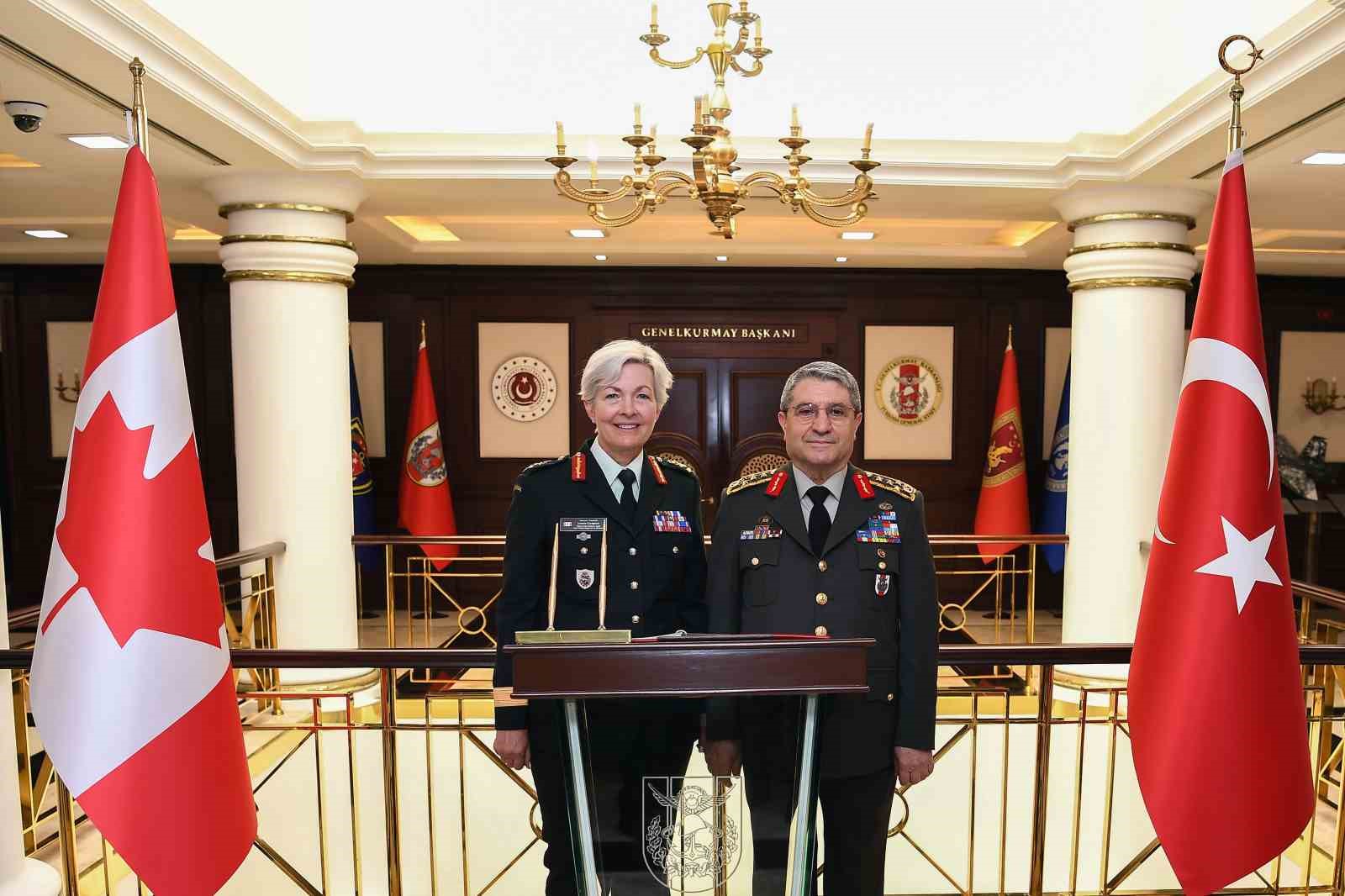 Genelkurmay Başkanı Bayraktaroğlu, Kanadalı mevkidaşı Carignan ile görüştü 7 genelkurmay baskani bayraktaroglu kanadali mevkidasi carignan ile gorustu 3 wWPBErNW