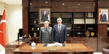 genelkurmay-baskani-bayraktaroglu-suudi-arabistanda-ffJqJHtq.jpg