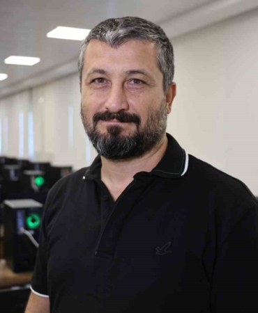 gercekler-yapay-zeka-ile-tehlikede-hazirlanan-icerikler-gerceklik-algisinin-yitirilmesine-sebep-oluyor-m9nI6iQq.jpg
