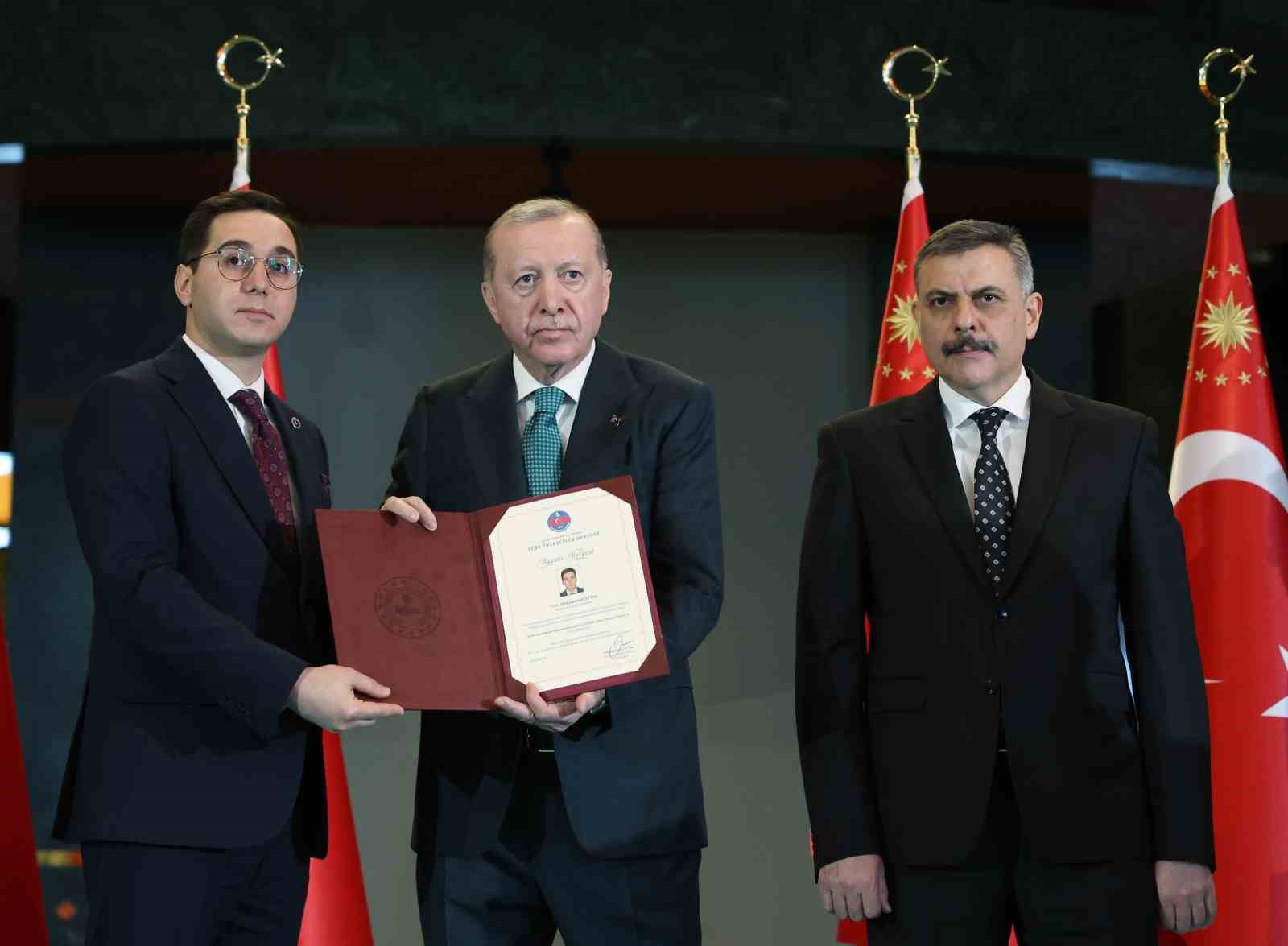 gercus kaymakami muhammed oztasa cumhurbaskanligi kulliyesinde anlamli odul 0 JlRSTUnU