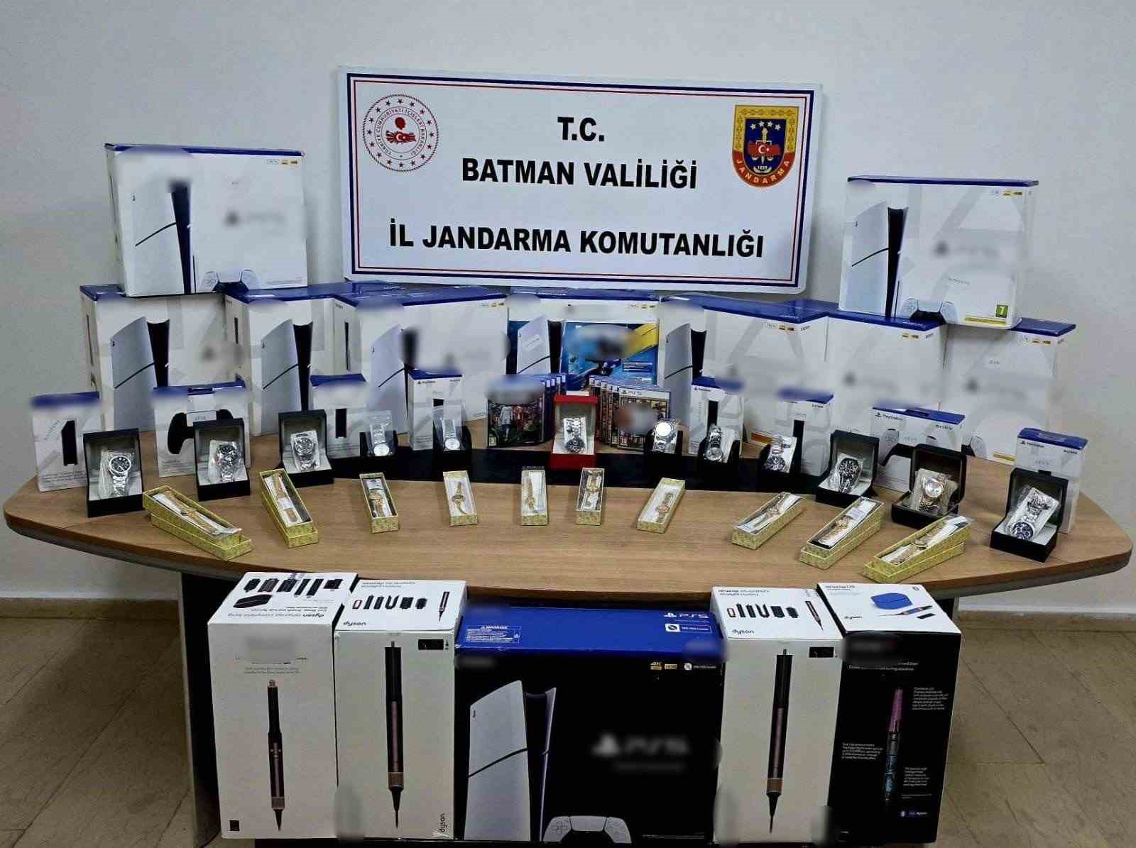 gercus ve hasankeyfte kacakcilikla mucadele silah ve kacak malzeme ele gecirildi 2