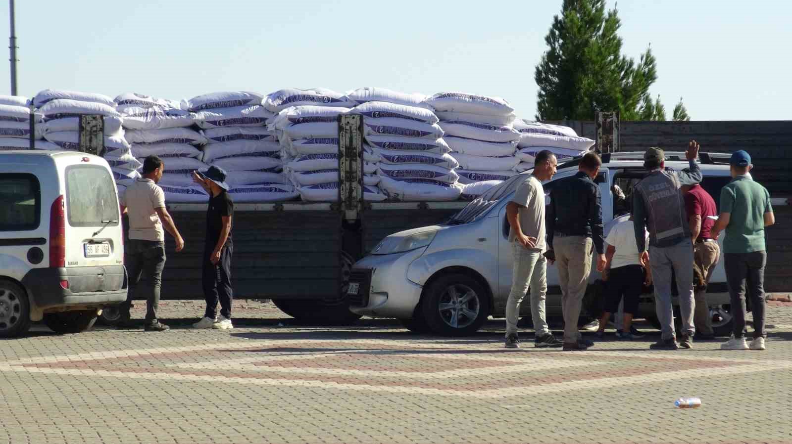 gercuste 107 ureticiye yuzde 75 hibeli tavuk ve yem dagitildi 1 Ft7HD33V