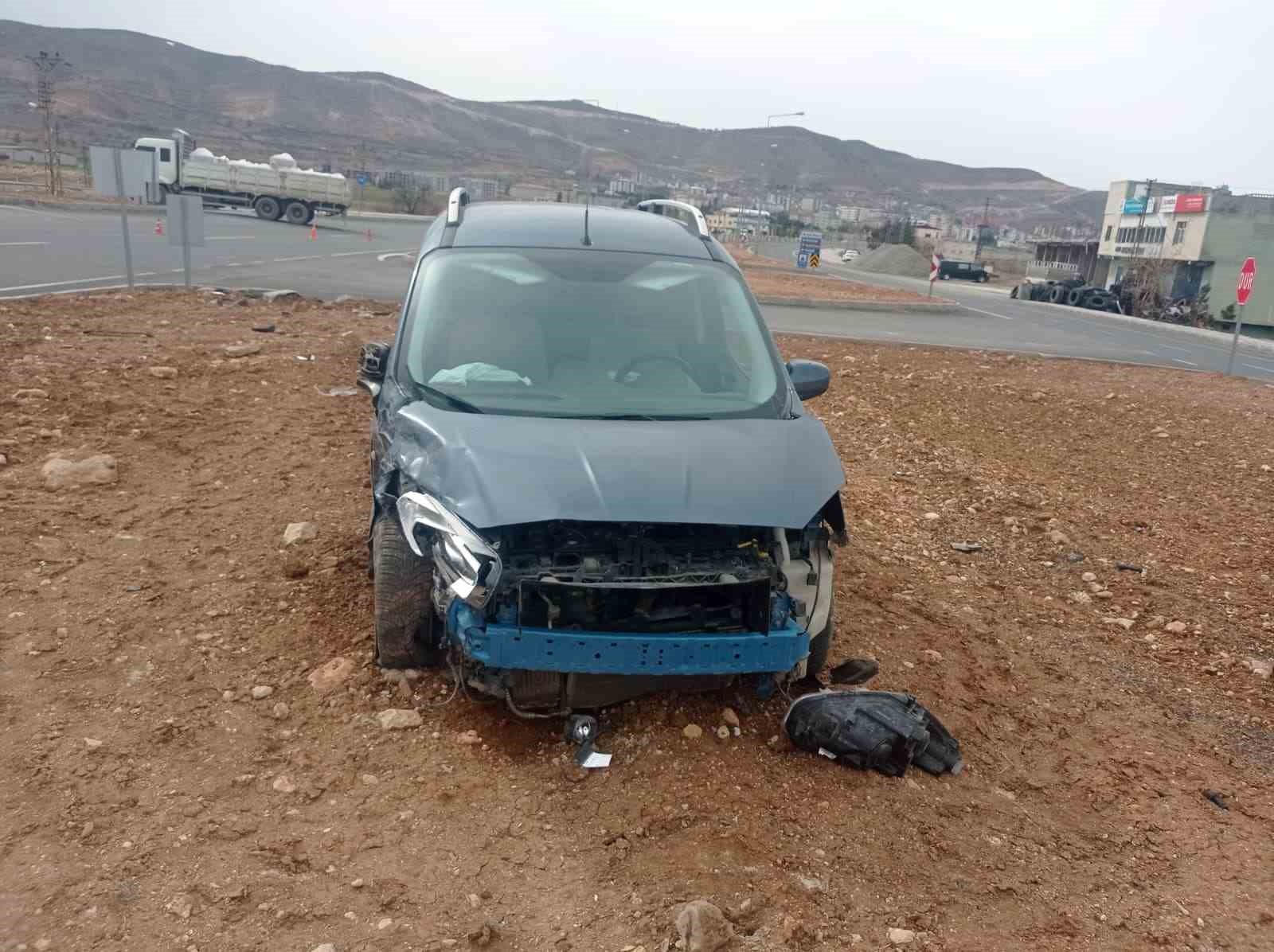 gercuste carpisan araclardan burunlari bile kanamadan kurtuldular 2 gI1mffbZ