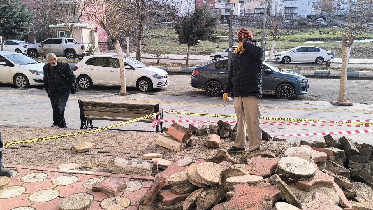 gercuste facianin esiginden donuldu 12 katli binanin merdiveni coktu 0