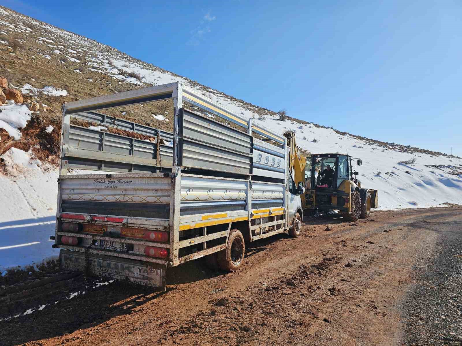 Gercüş’te göçerlerin imdadına Özel İdare yetişti 6 gercuste gocerlerin imdadina ozel idare yetisti 2 XaATvX3A