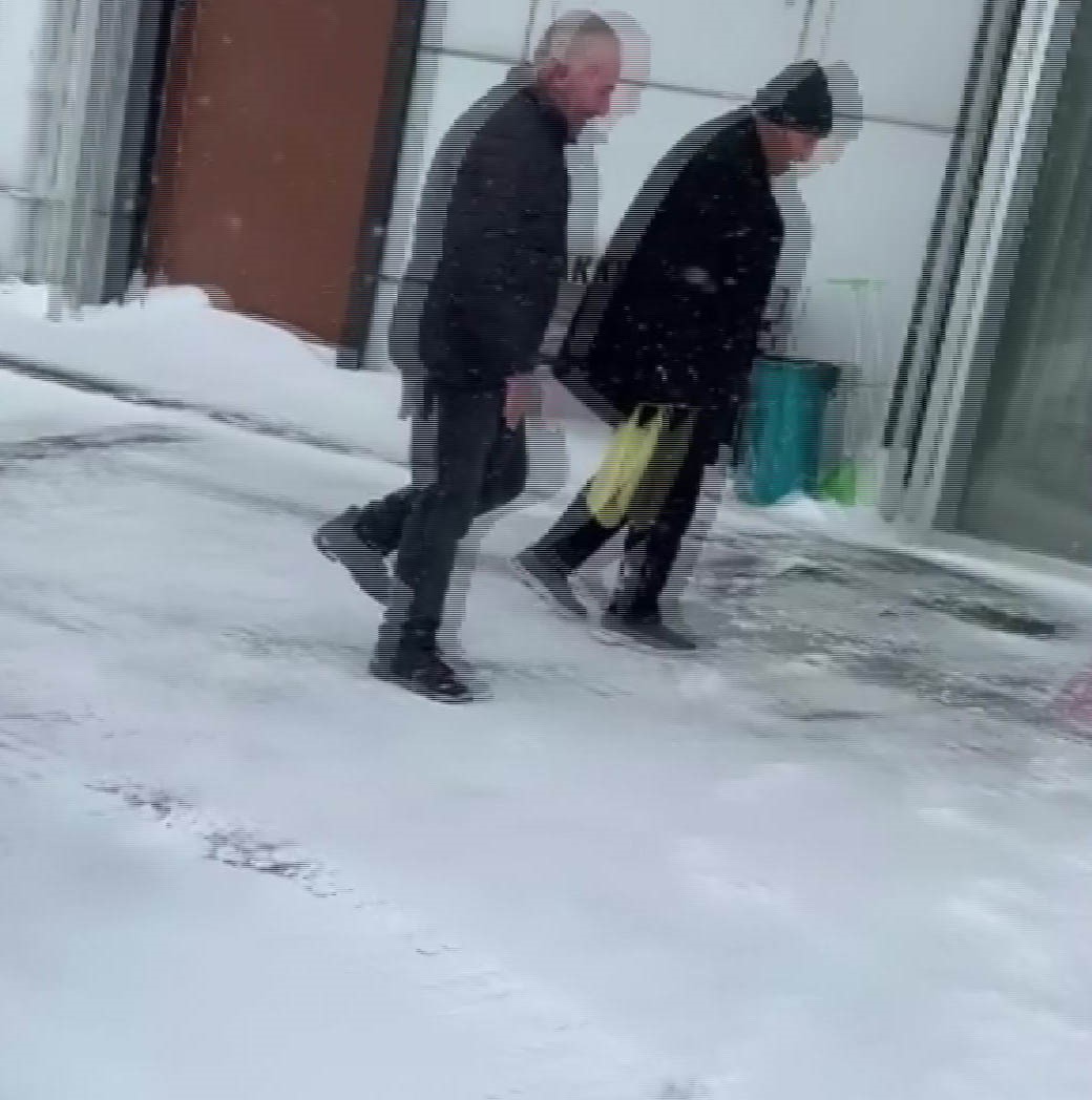 gercuste hastalar icin yollar kureklerle acildi 2