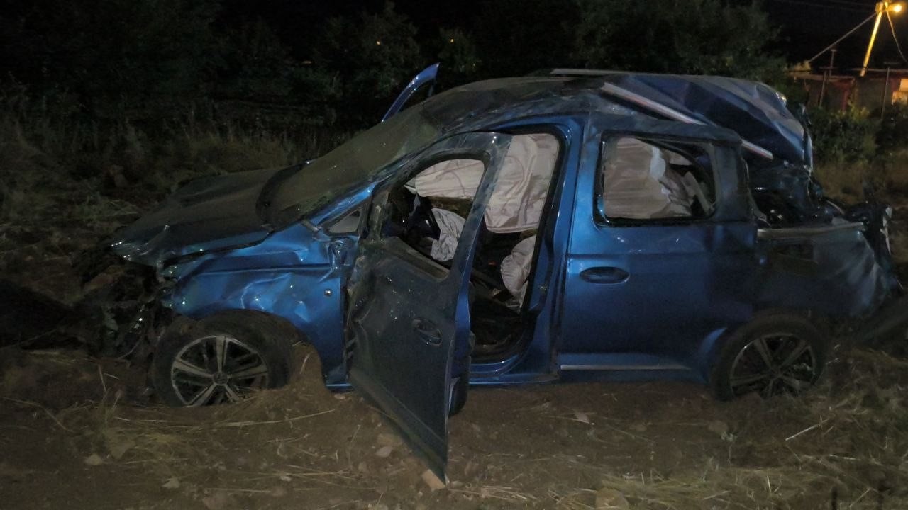 gercuste hurdaya donen aractan burnu bile kanamadan cikti 4 Duyzn9fI