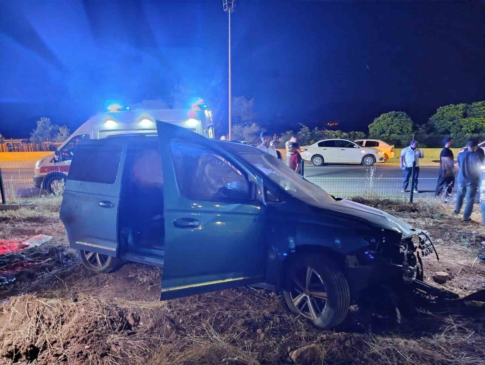 gercuste hurdaya donen aractan burnu bile kanamadan cikti 5 CyYIgXUJ