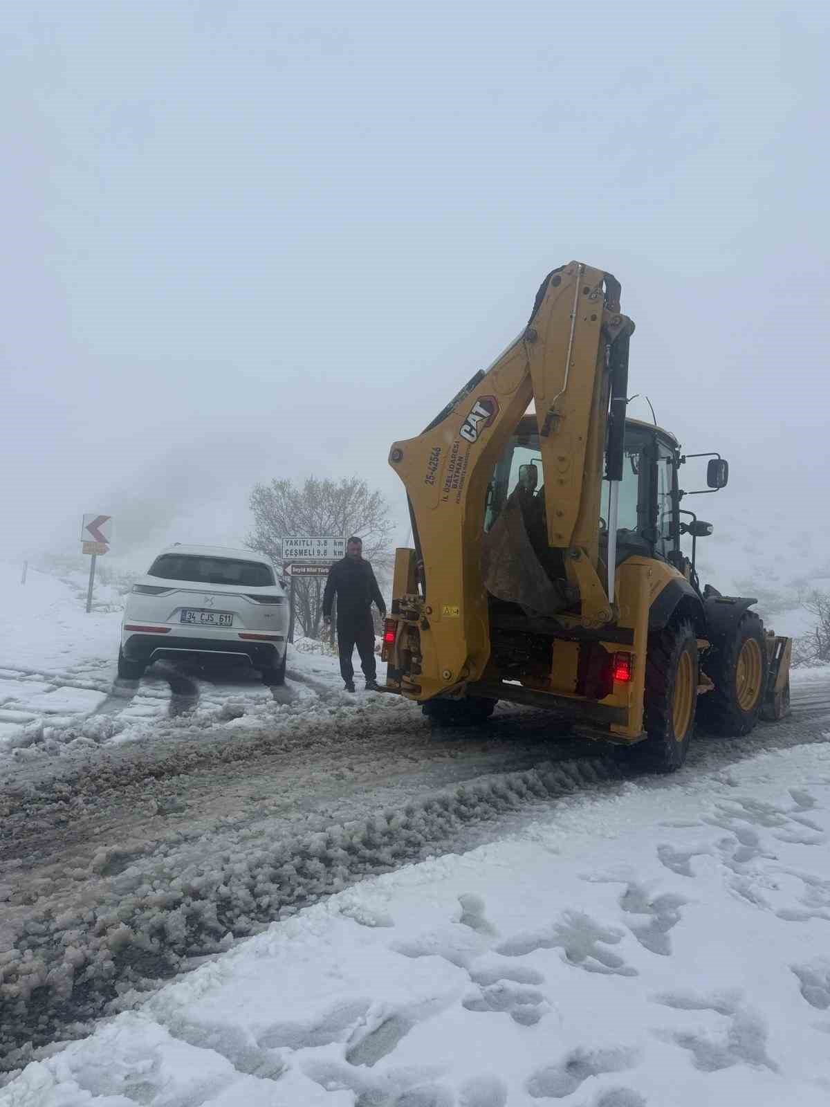 gercuste kar nedeniyle 5 koy yolu ulasima kapandi 0