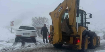 gercuste-kar-nedeniyle-5-koy-yolu-ulasima-kapandi-afDTMmVv.jpg