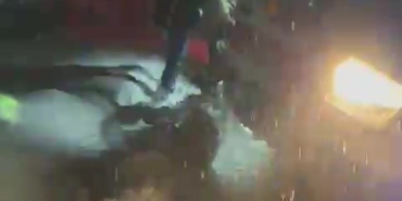 gercuste-karda-mahsur-kalan-hasta-ve-ambulans-kurtarildi-OLPFtSRY.jpg
