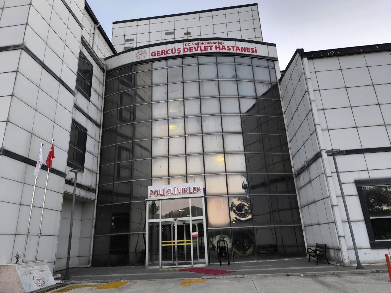 gercuste otomobiller carpisti 12 yarali 4 12AZgN2Z