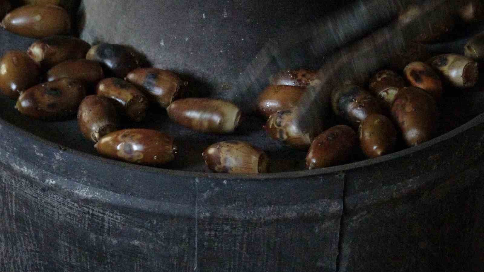 gercusun dogu kestanesi organik mese palamudu kis sofralarinin vazgecilmezi oluyor 1 mjIXt3uw