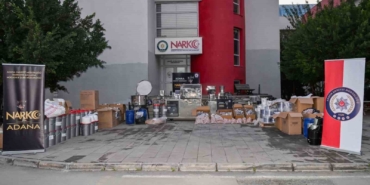 geri-donusum-merkezini-bile-uyusturucu-merkezine-cevirmisler-6-tutuklama-clyCyHYq.jpg
