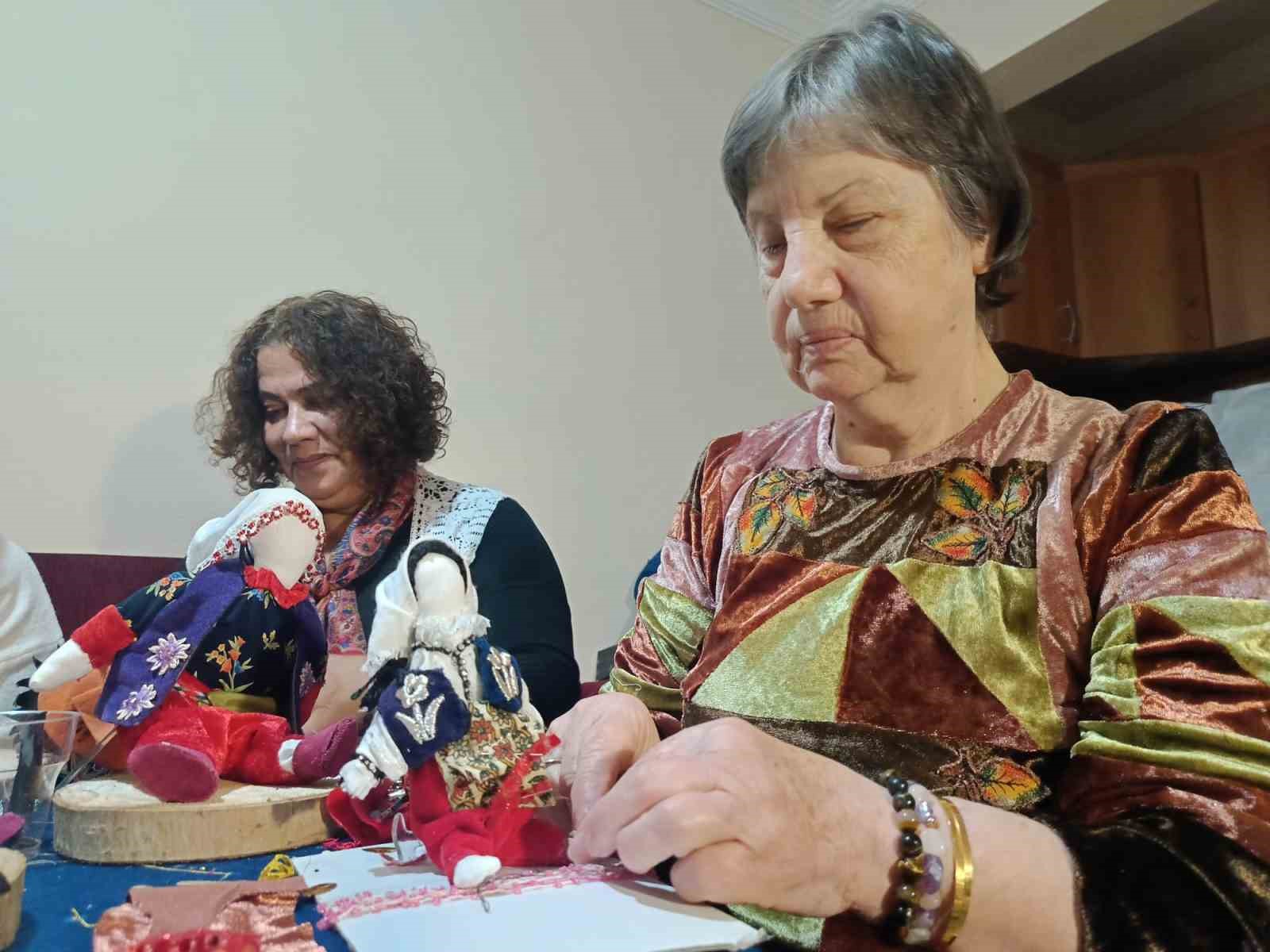 geri donusumden sanata uzanan yolculuk bez bebekler yeniden hayat buldu 3 uggrkHZk
