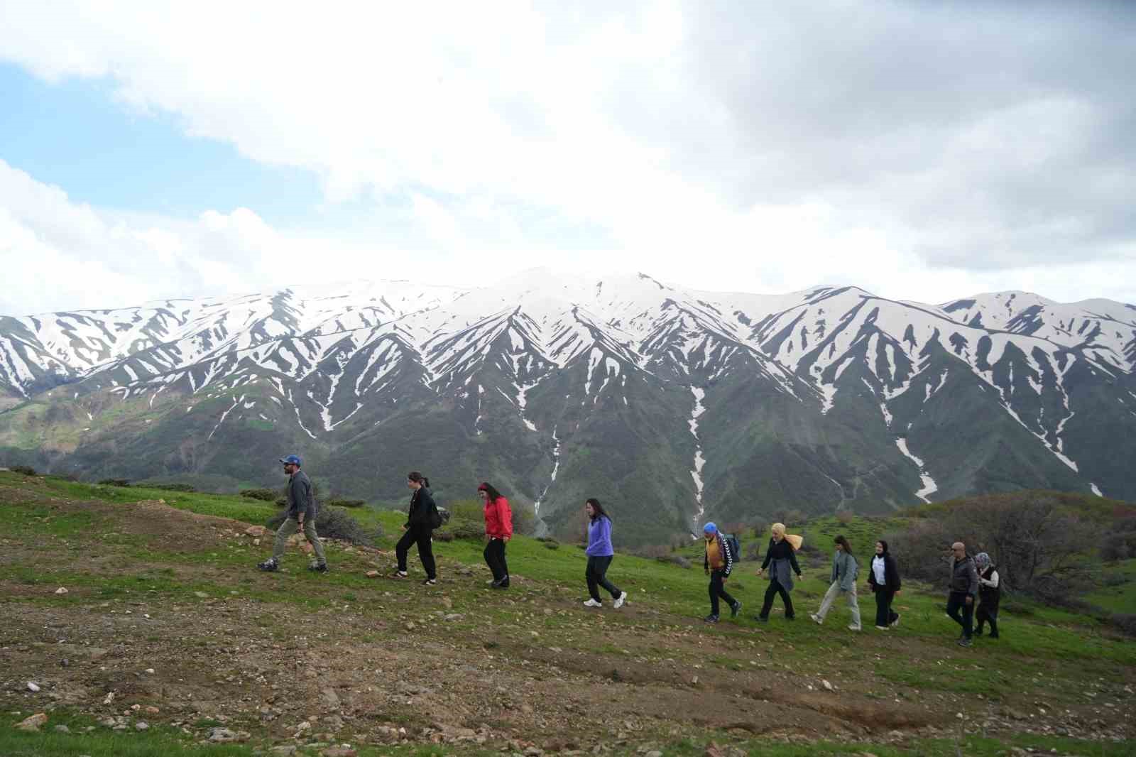 gerok toplulugu bayram tatilinde musun dogal guzelliklerini kesfetti 3 3368jMVQ