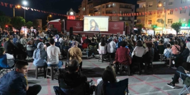 gezen-sinema-tiri-karamanlilarla-bulustu-9mcy5ZfJ.jpg