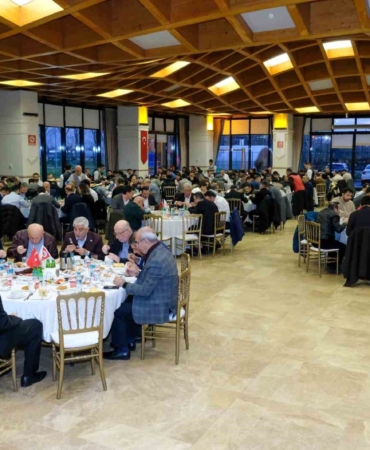 gezer-ayakkabinin-25inci-geleneksel-iftar-bulusmasi-gerceklestirildi-VNileNhu.jpg