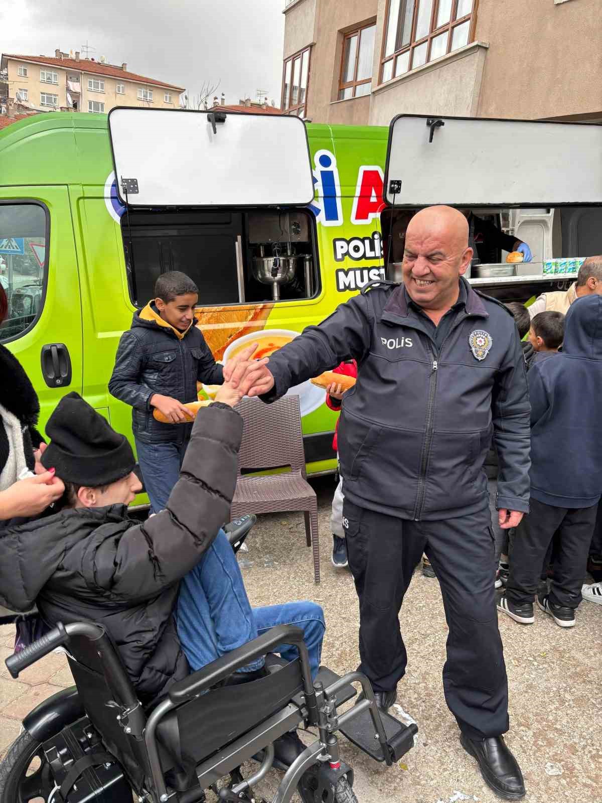 gezici asevi 81 ilde gonullere dokunuyor 4 VUdZk2O2