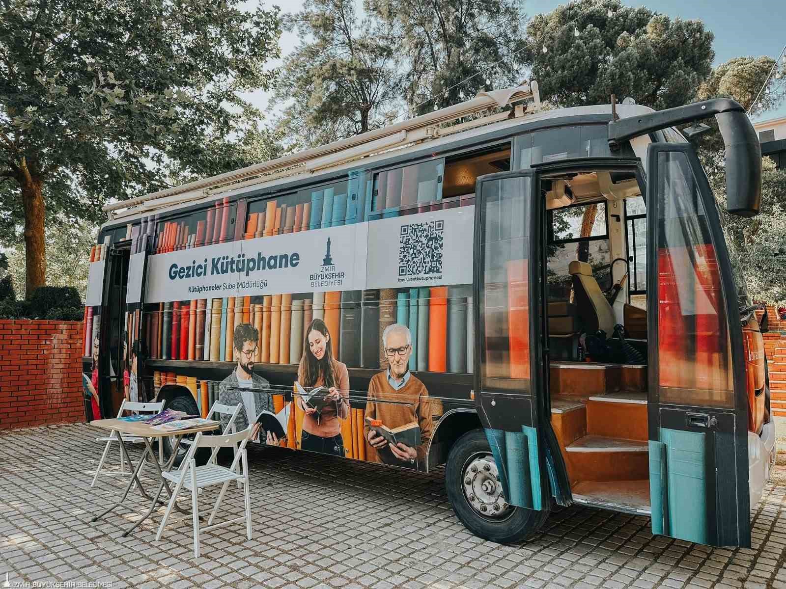 gezici kutuphane tatilde yollara cikiyor 0 71V9K3DQ